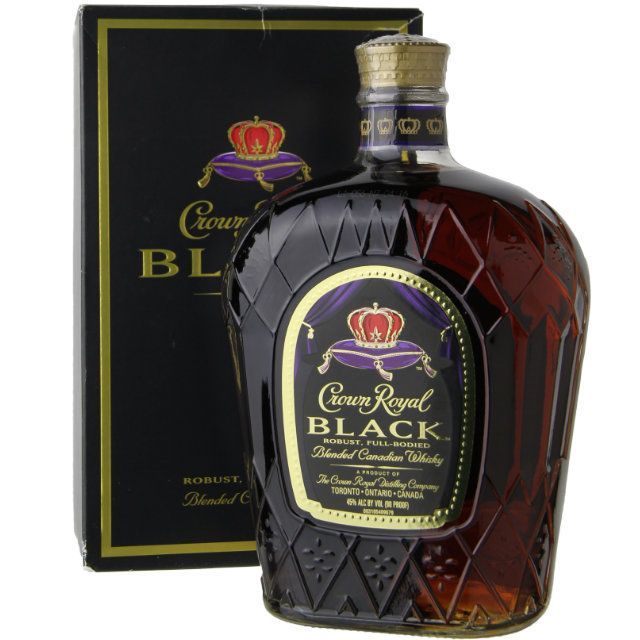 Crown Royal Canadian Whisky / 750 ml - Marketview Liquor