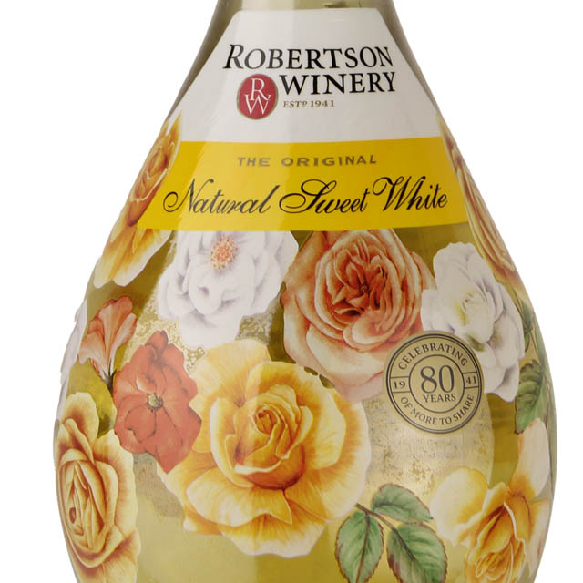 Robertson Winery Natural Sweet White / 750 ml - Marketview Liquor