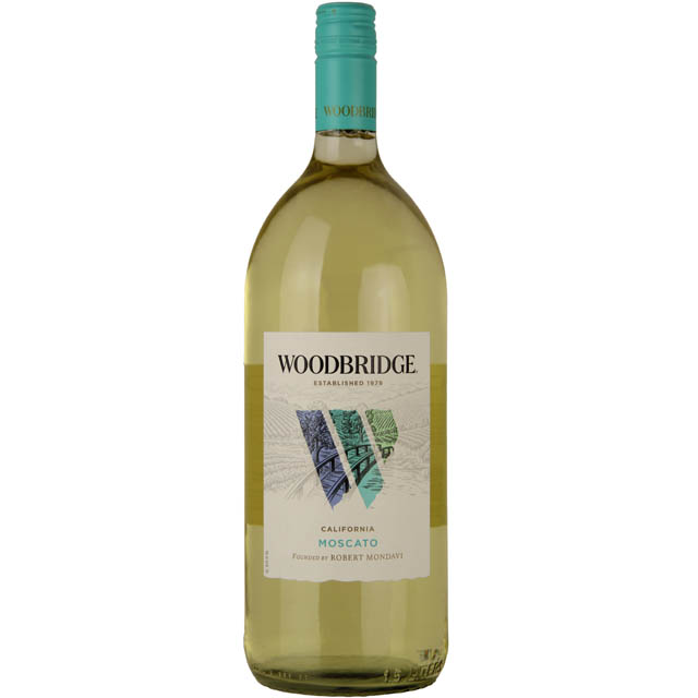 Woodbridge by Robert Mondavi Moscato / 1.5 Ltr - Marketview Liquor
